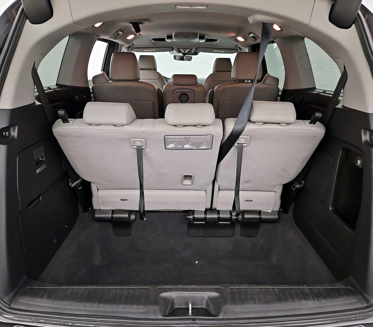 Trunk/Cargo (Seats Up)