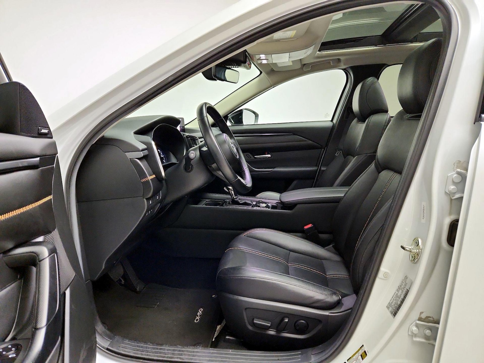 2025 Mazda CX-50 Premium Plus - Photo 12