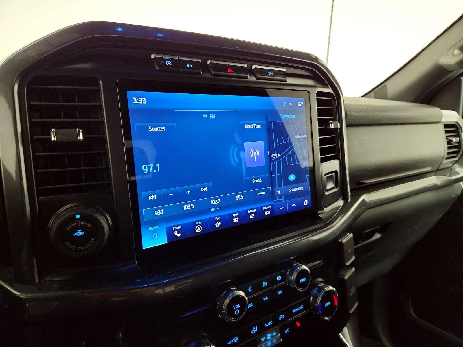 2023 Ford F-150 XLT - Photo 17
