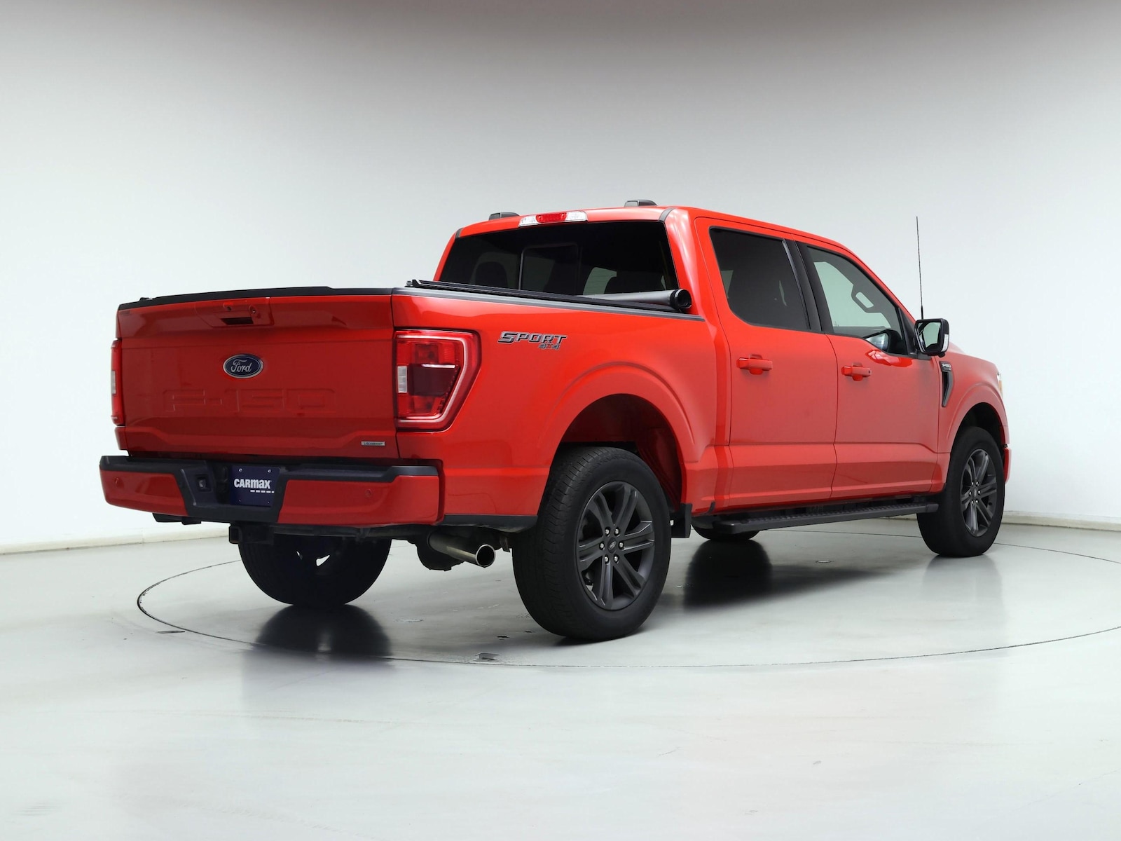 2023 Ford F-150 XLT - Photo 9