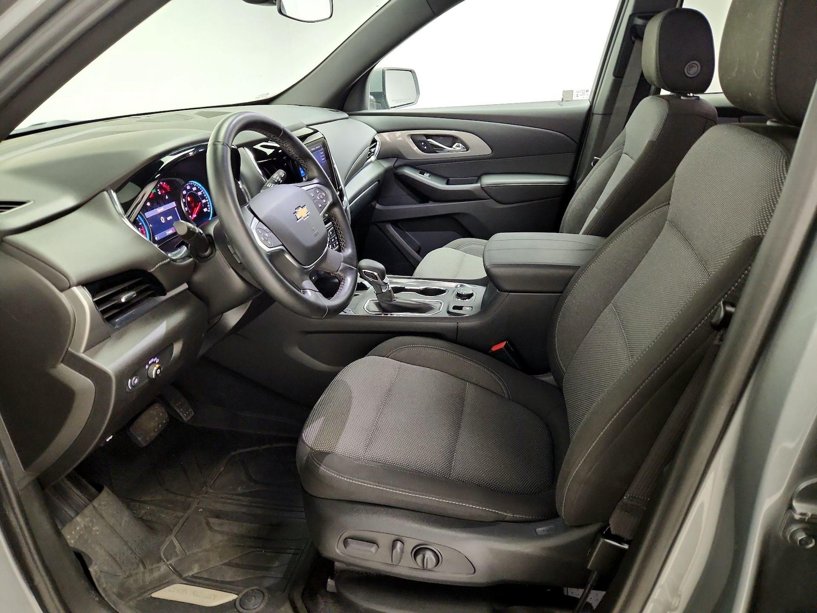 Power Seat(s) & Side Airbags