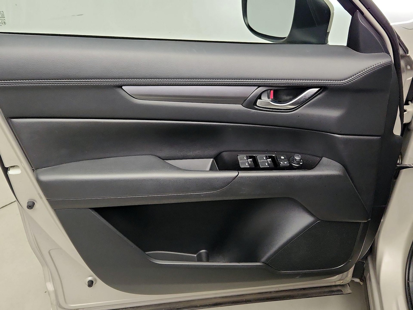 2025 Mazda CX-5 S Preferred package - Photo 13
