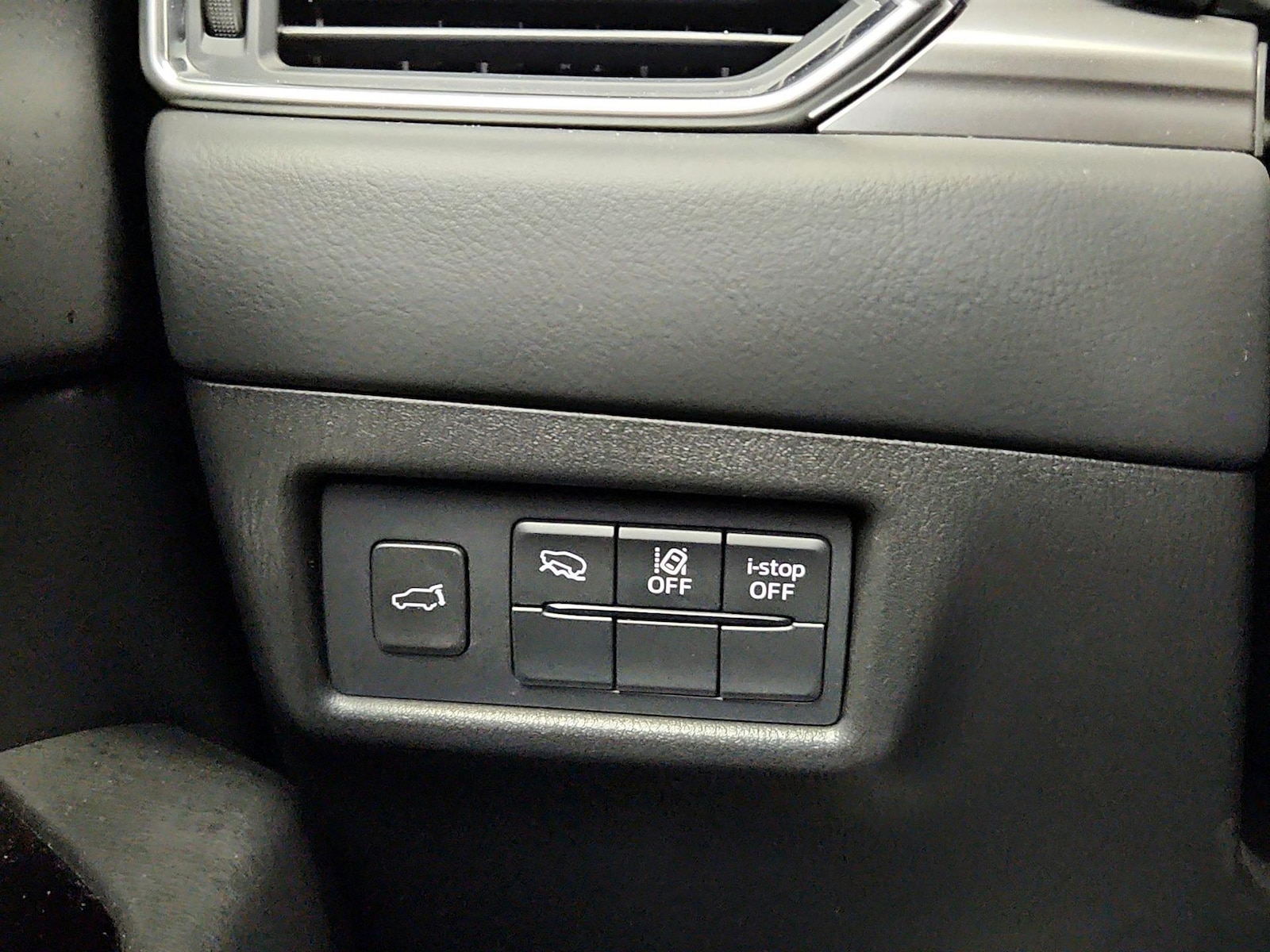 2025 Mazda CX-5 S Preferred package - Photo 14