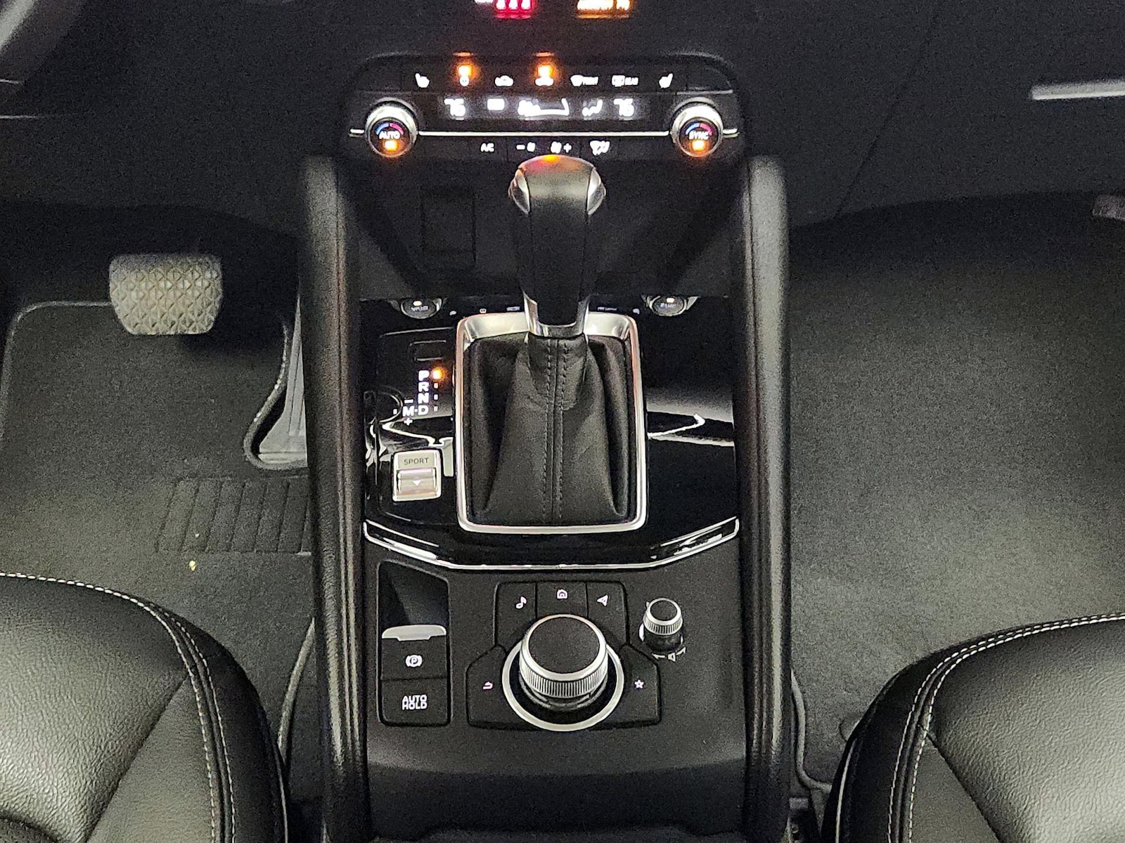 2025 Mazda CX-5 S Preferred package - Photo 18