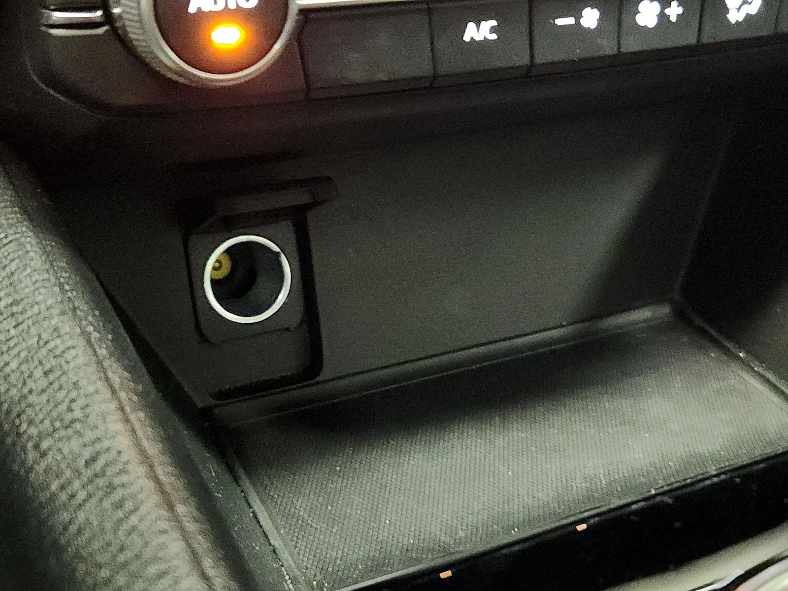 2025 Mazda CX-5 S Preferred package - Photo 19