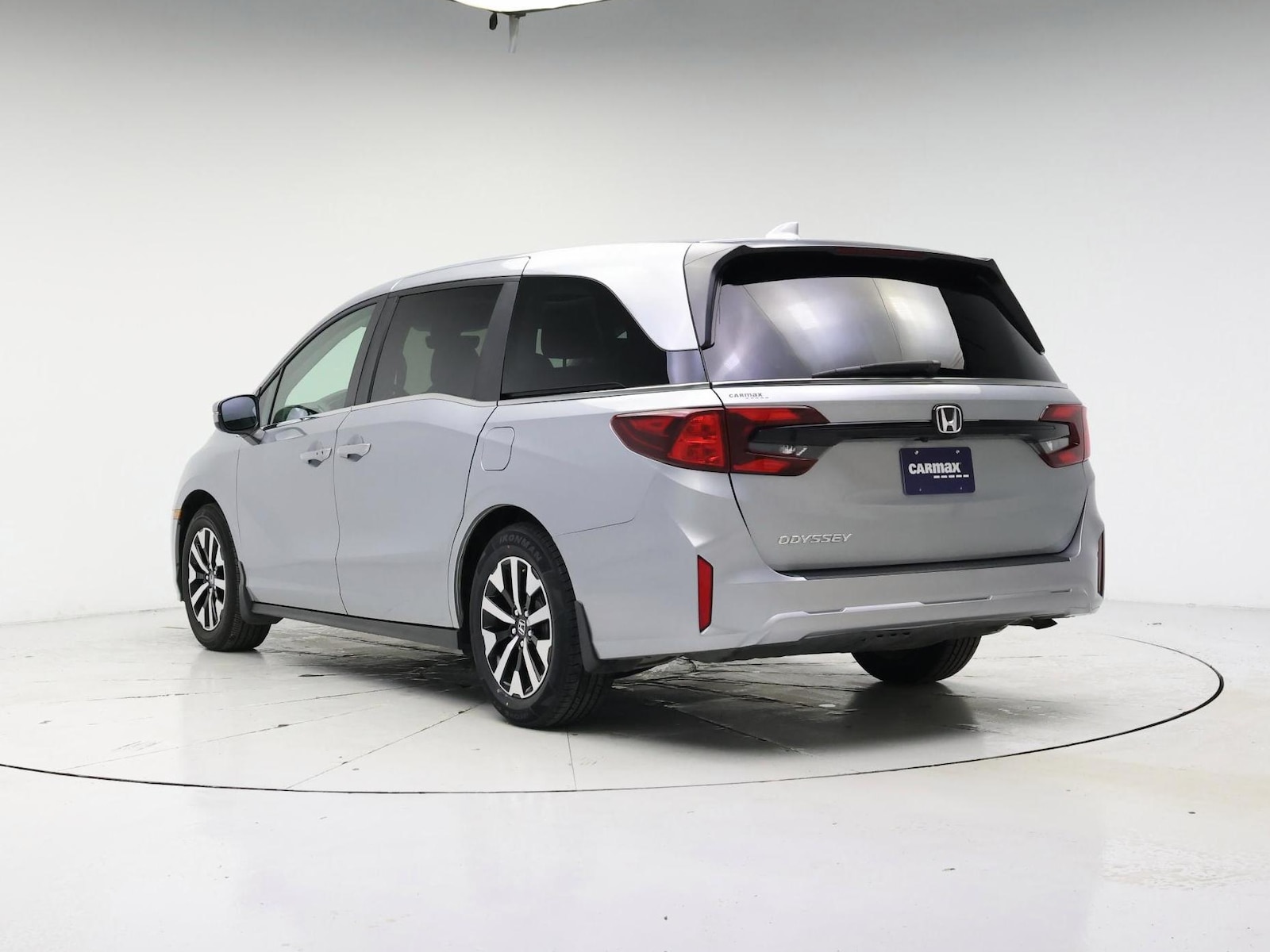 2025 Honda Odyssey EX-L - Photo 3