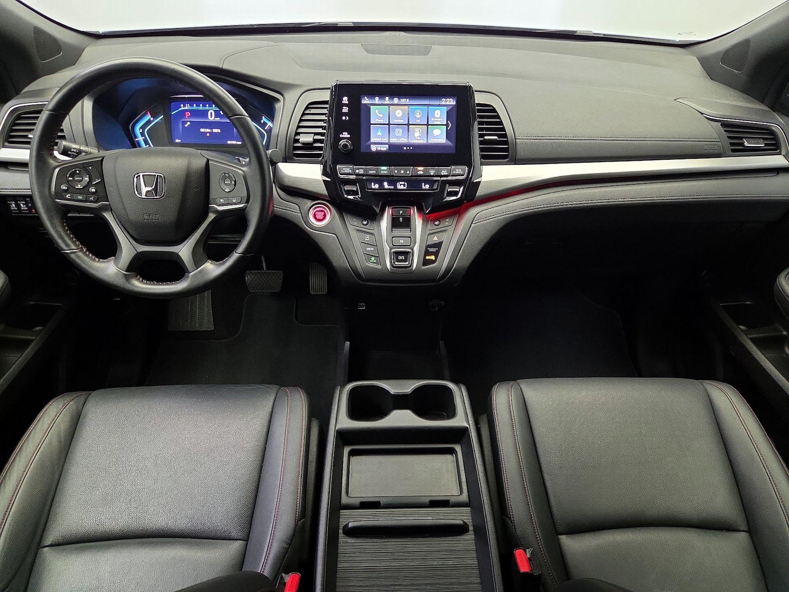 Apple CarPlay® & Android Auto™