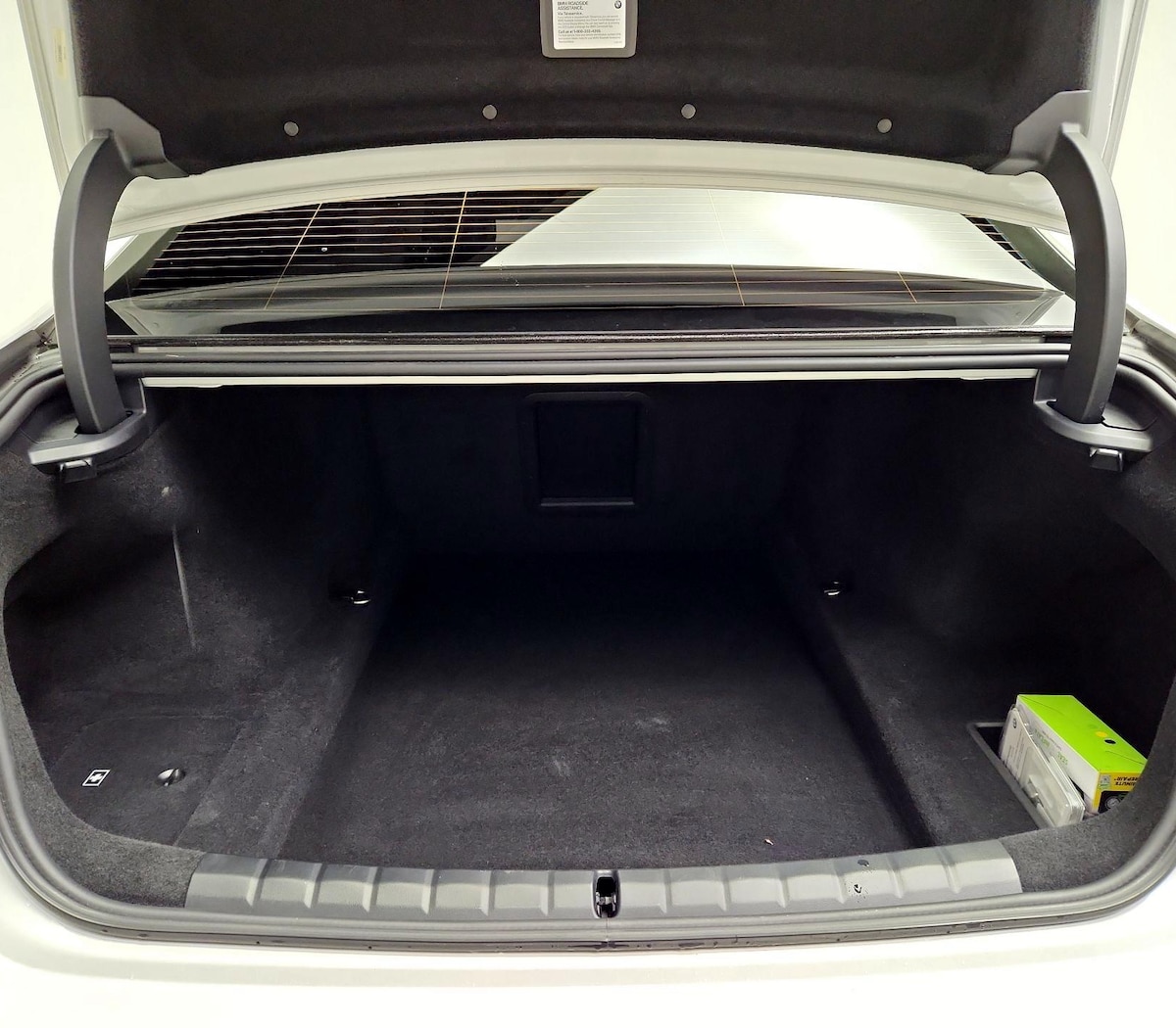 Trunk/Cargo (Seats Up)
