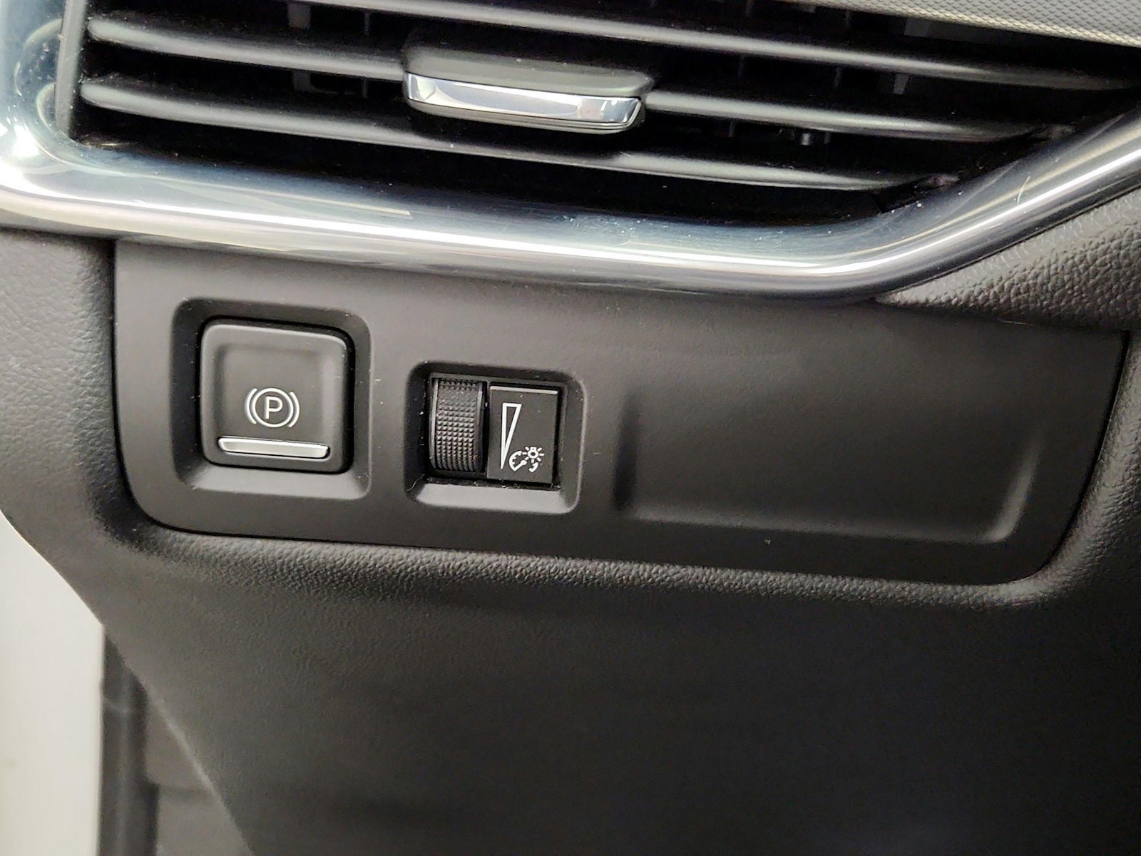 2022 Cadillac XT4 Premium Luxury - Photo 14