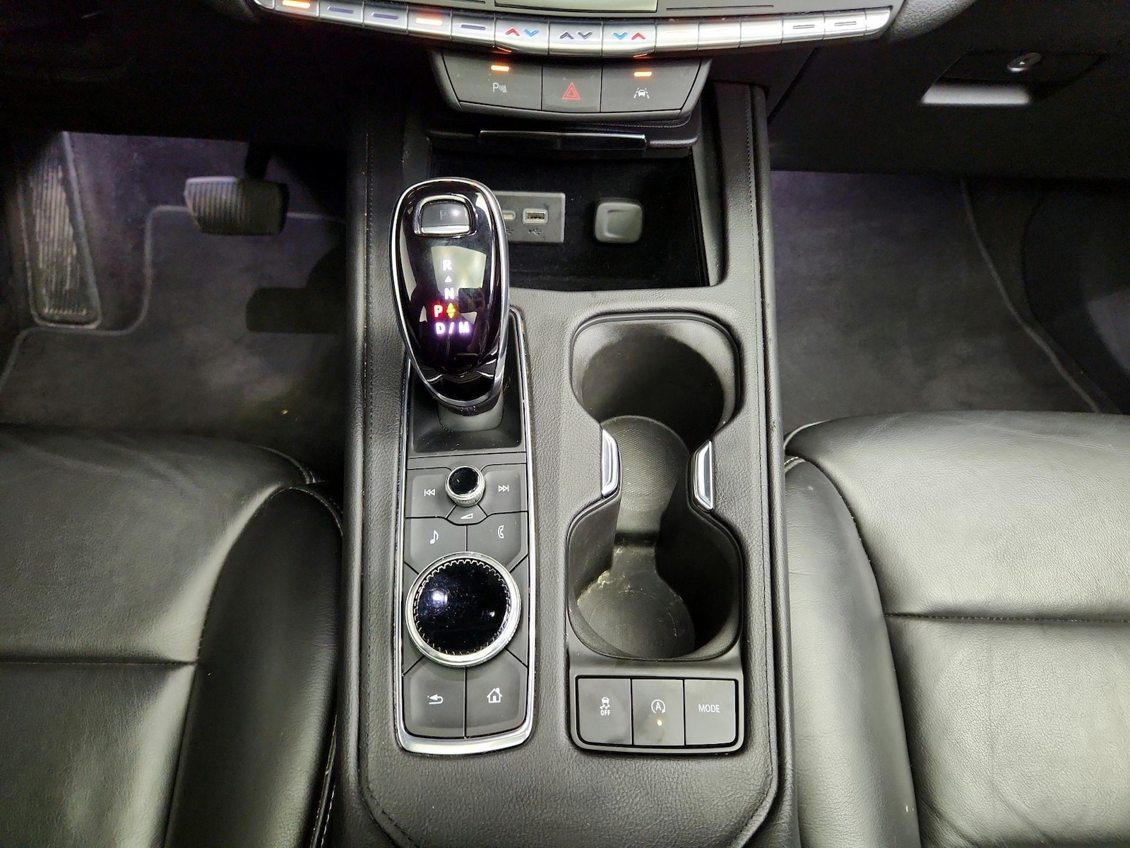 2022 Cadillac XT4 Premium Luxury - Photo 18