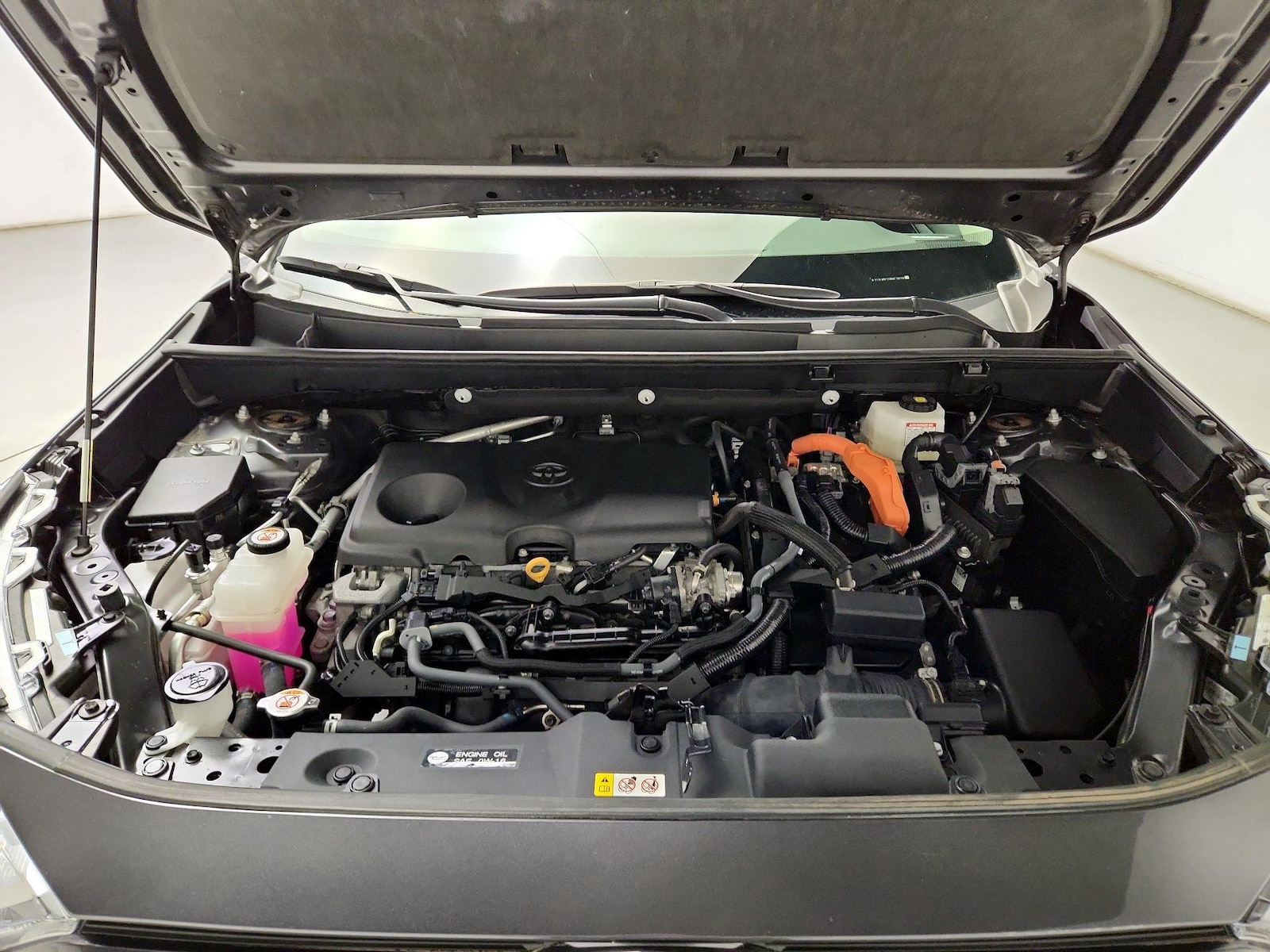 2024 Toyota RAV4 LE - Photo 22