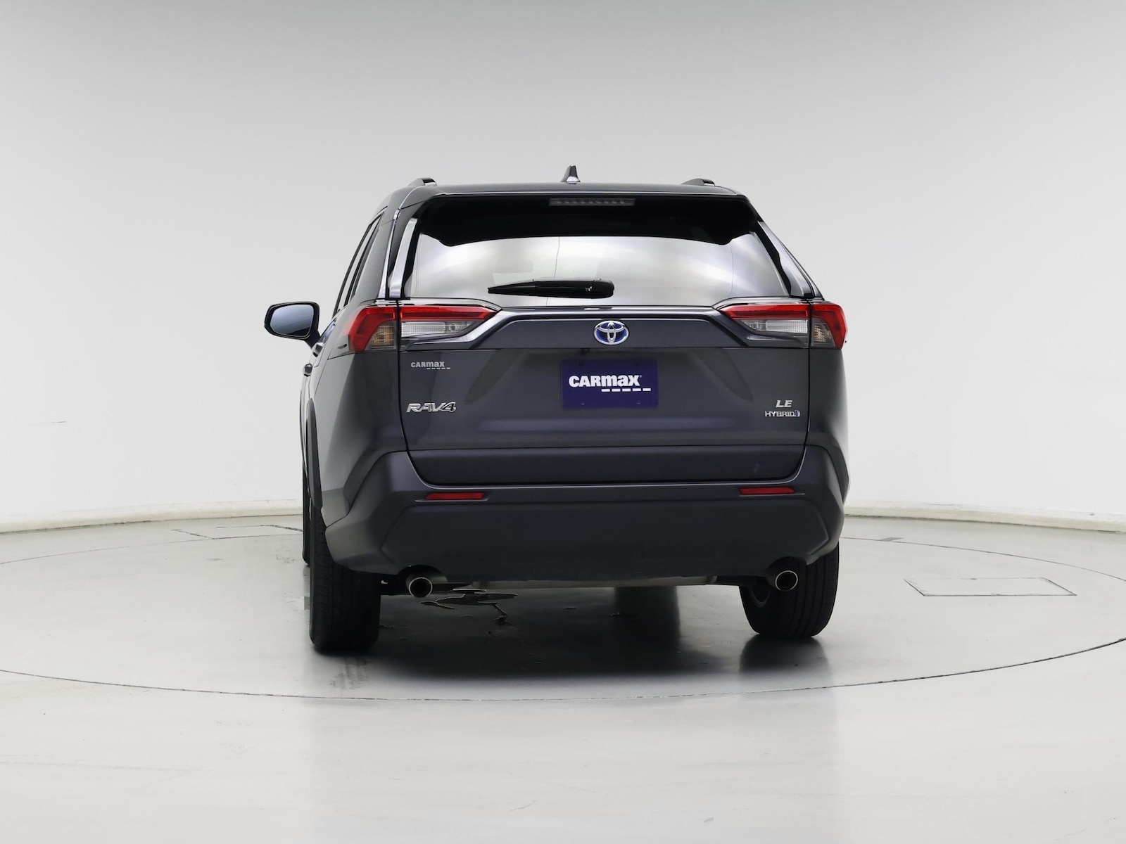2024 Toyota RAV4 LE - Photo 7