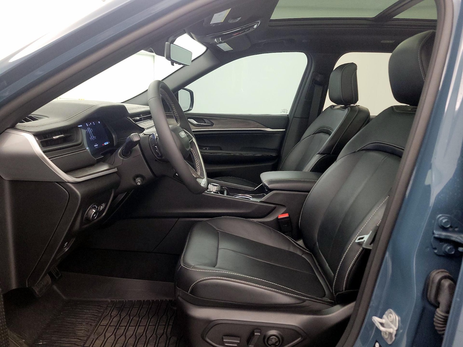 2026 Jeep Grand Cherokee Limited Reserve - Photo 12
