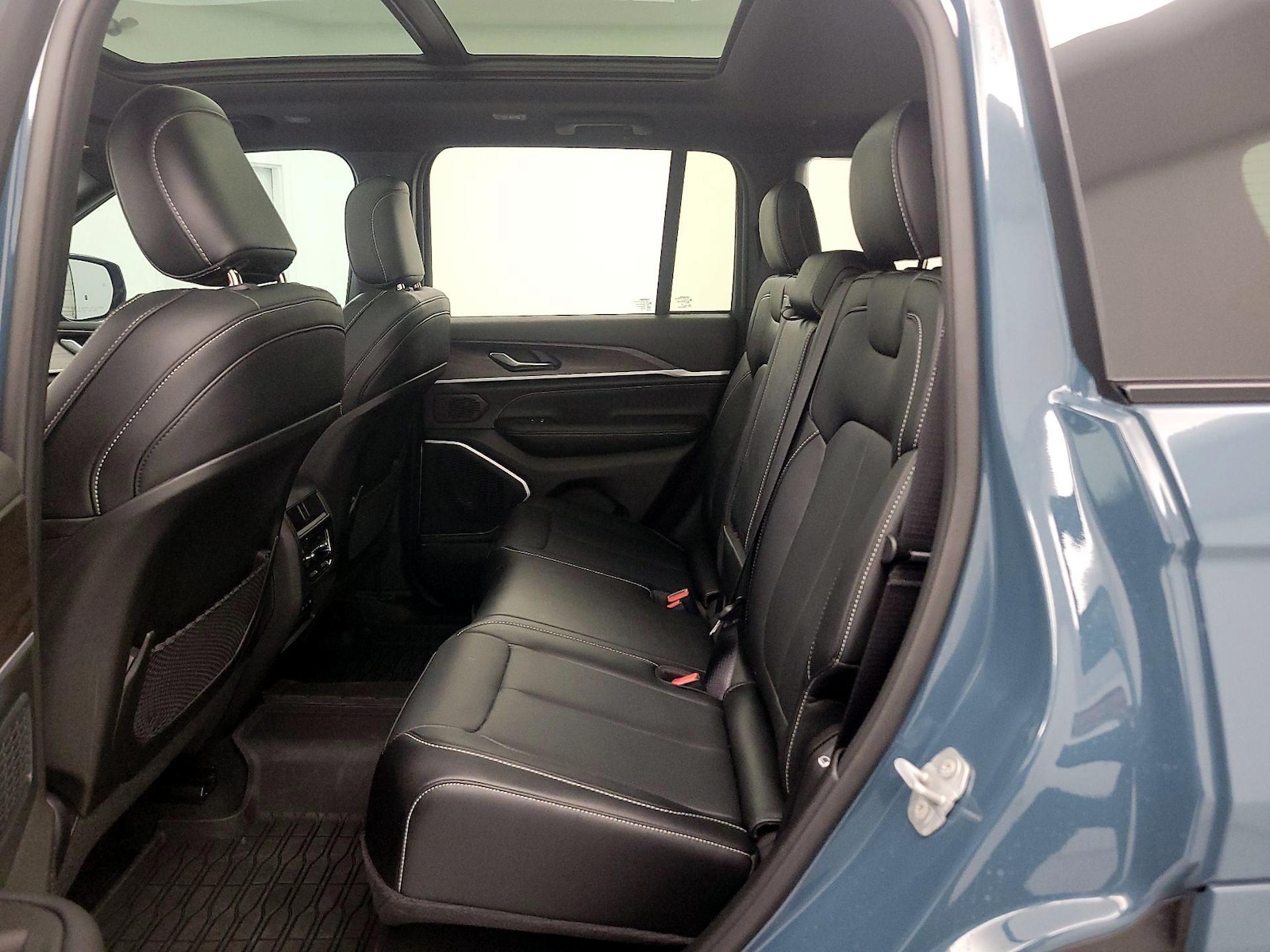 2026 Jeep Grand Cherokee Limited Reserve - Photo 22
