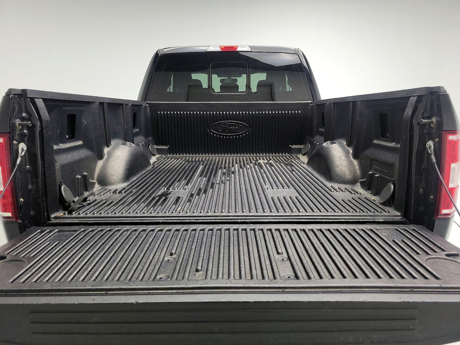 2018 Ford F-150 XLT - Photo 23