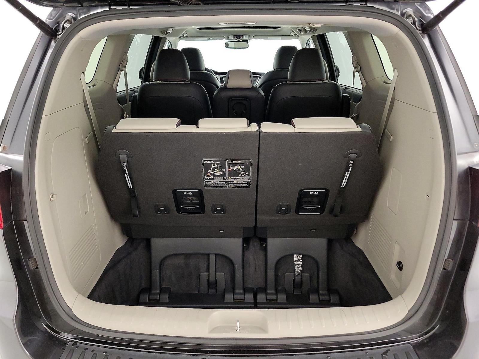 2020 Kia Sedona EX - Photo 23