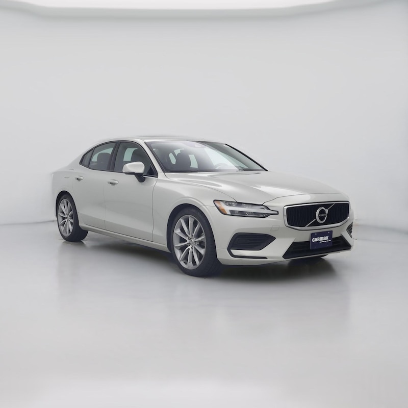 2020 Volvo S60 T5 Momentum