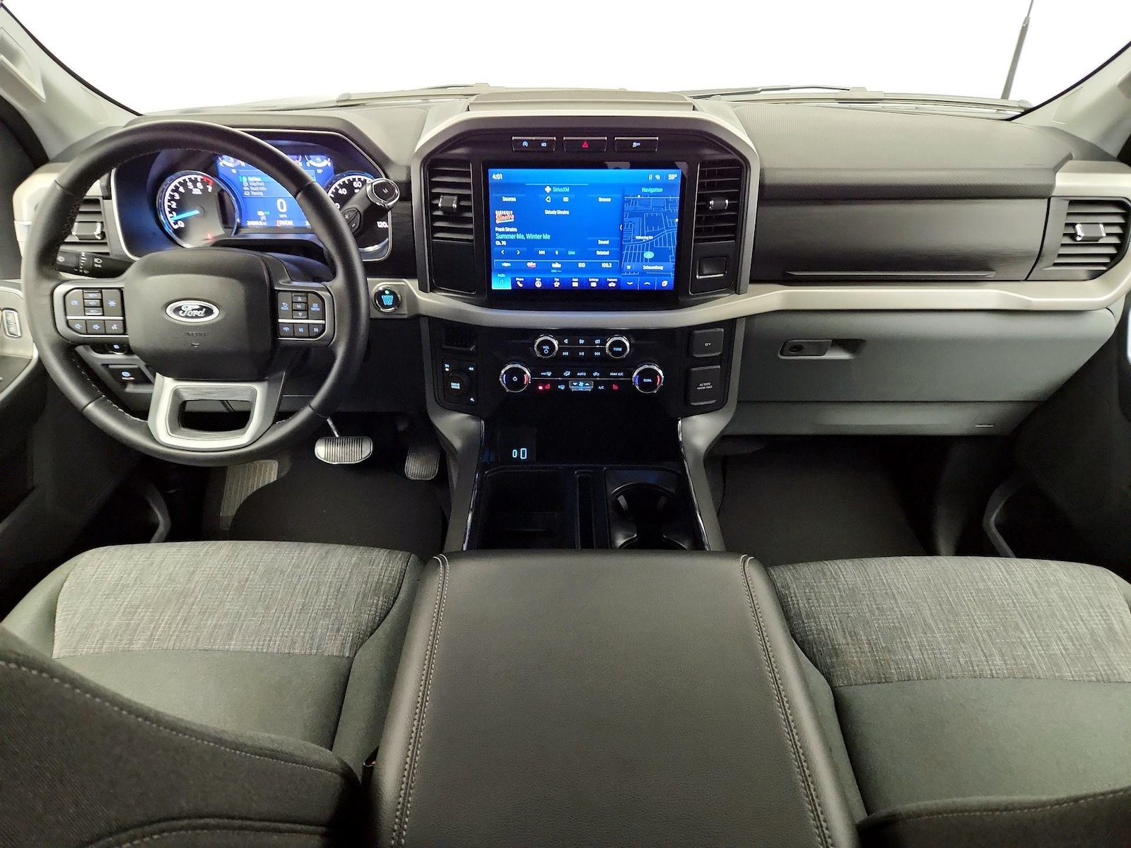 2023 Ford F-150 XLT - Photo 10