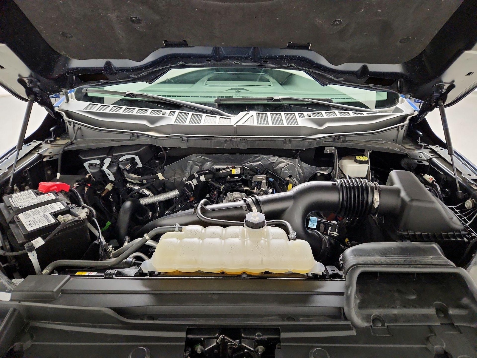 2023 Ford F-150 XLT - Photo 23