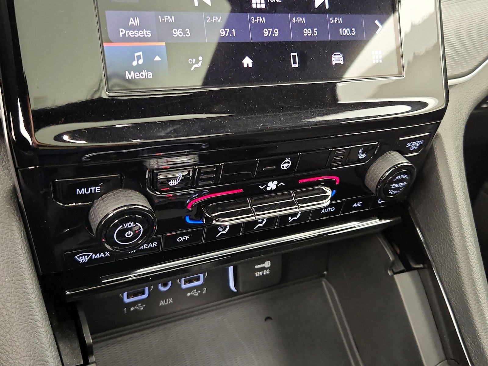 2023 Jeep Grand Cherokee Altitude - Photo 17