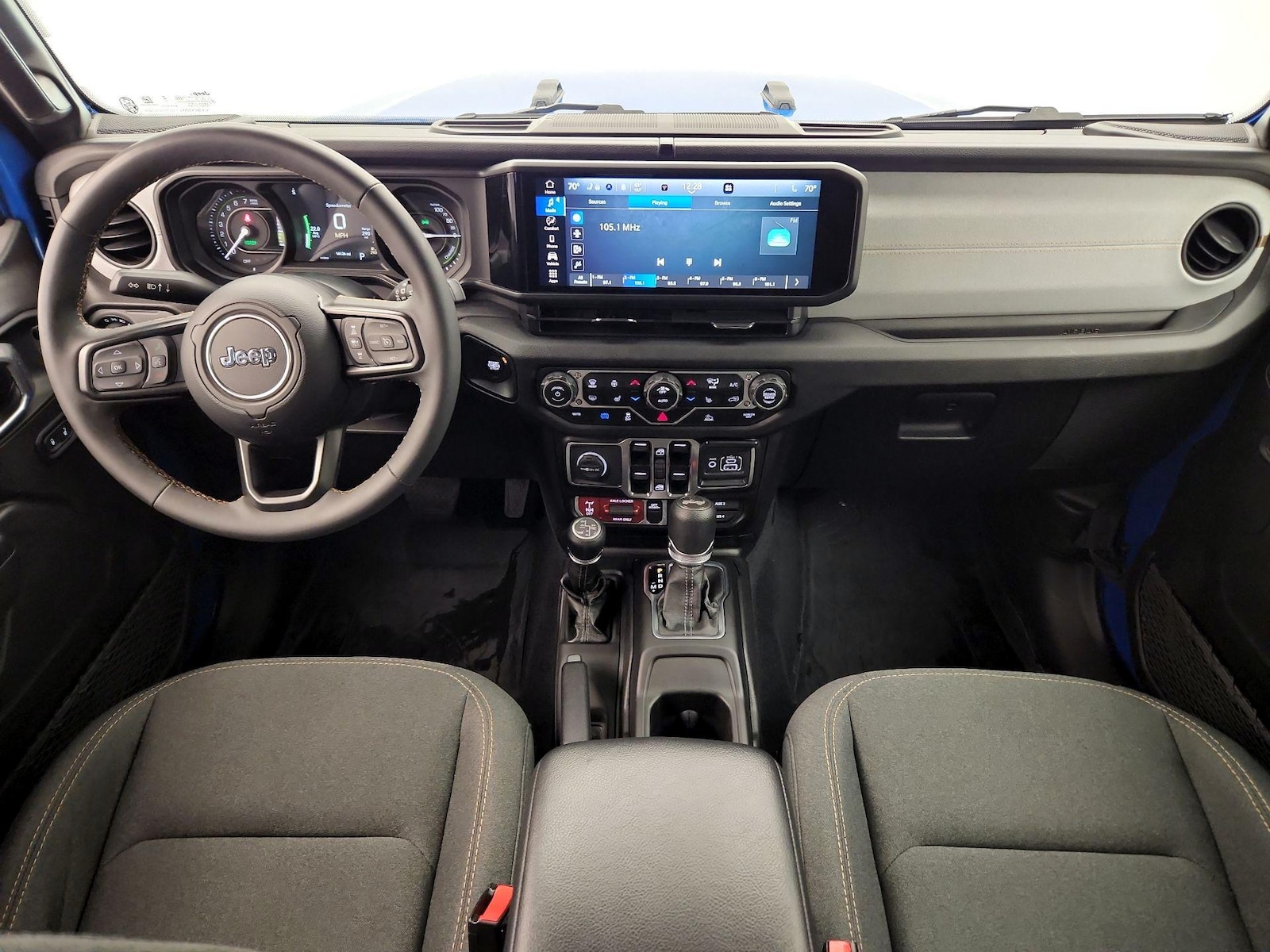 Apple CarPlay® & Android Auto™