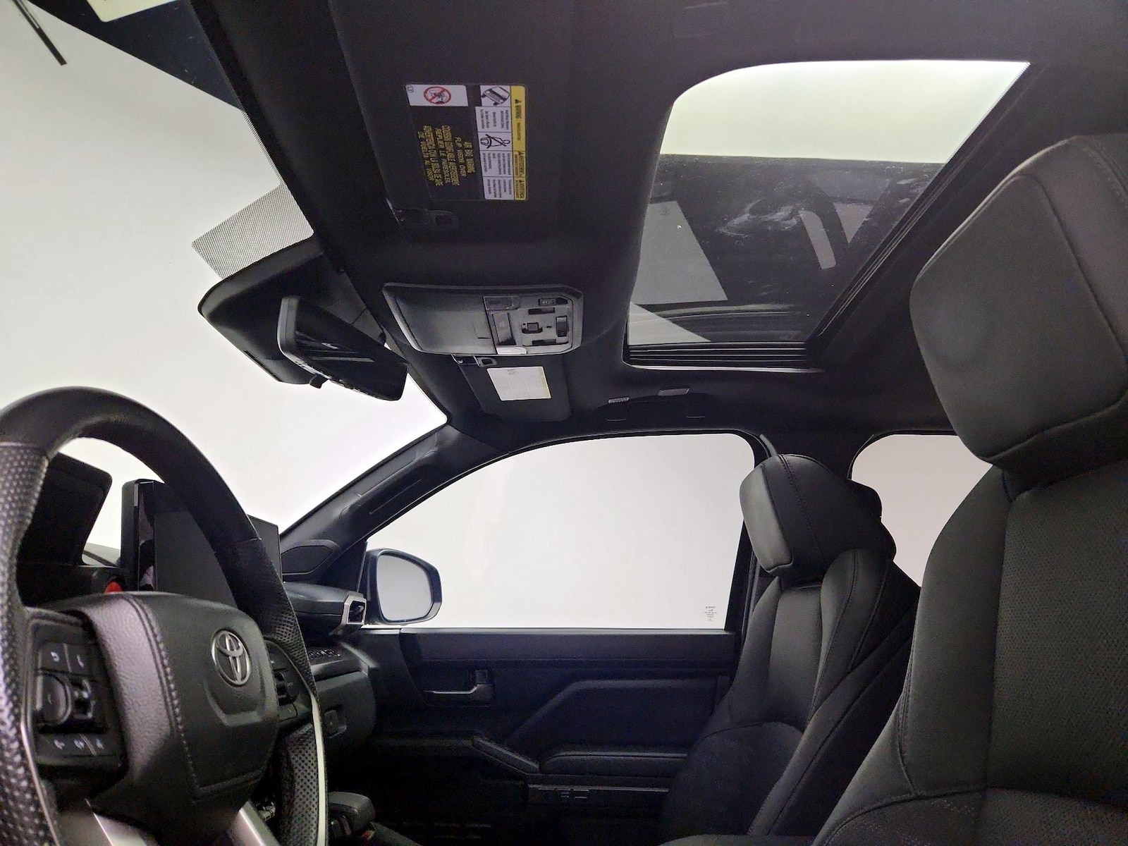 Sunroof(s) & Overhead Airbags