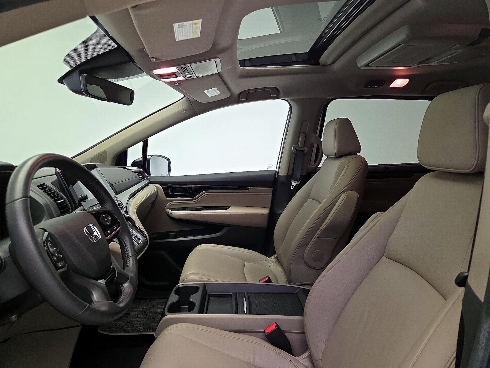 Sunroof(s) & Overhead Airbags