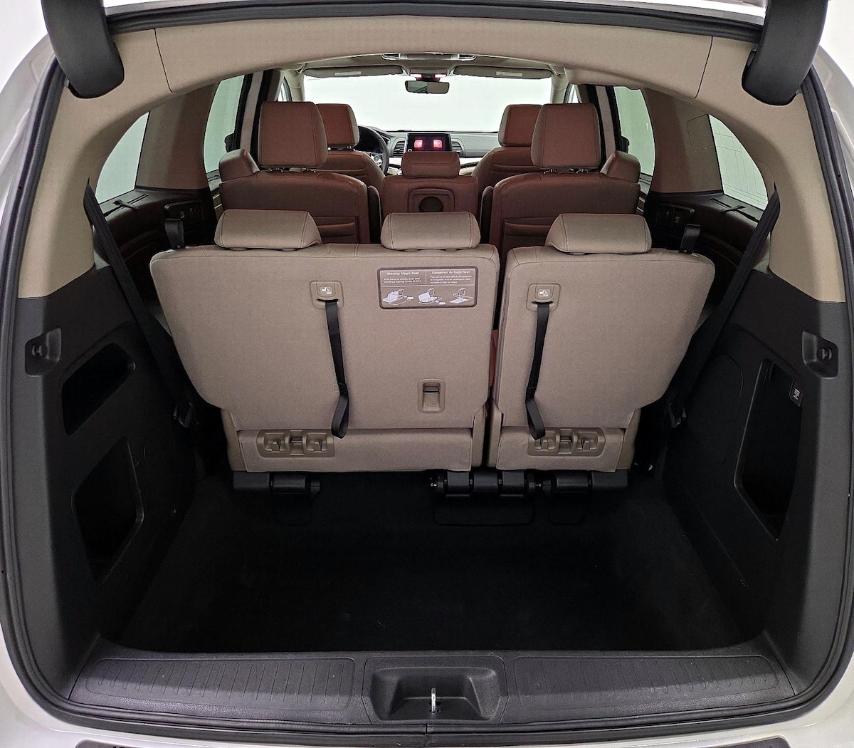 Trunk/Cargo (Seats Up)