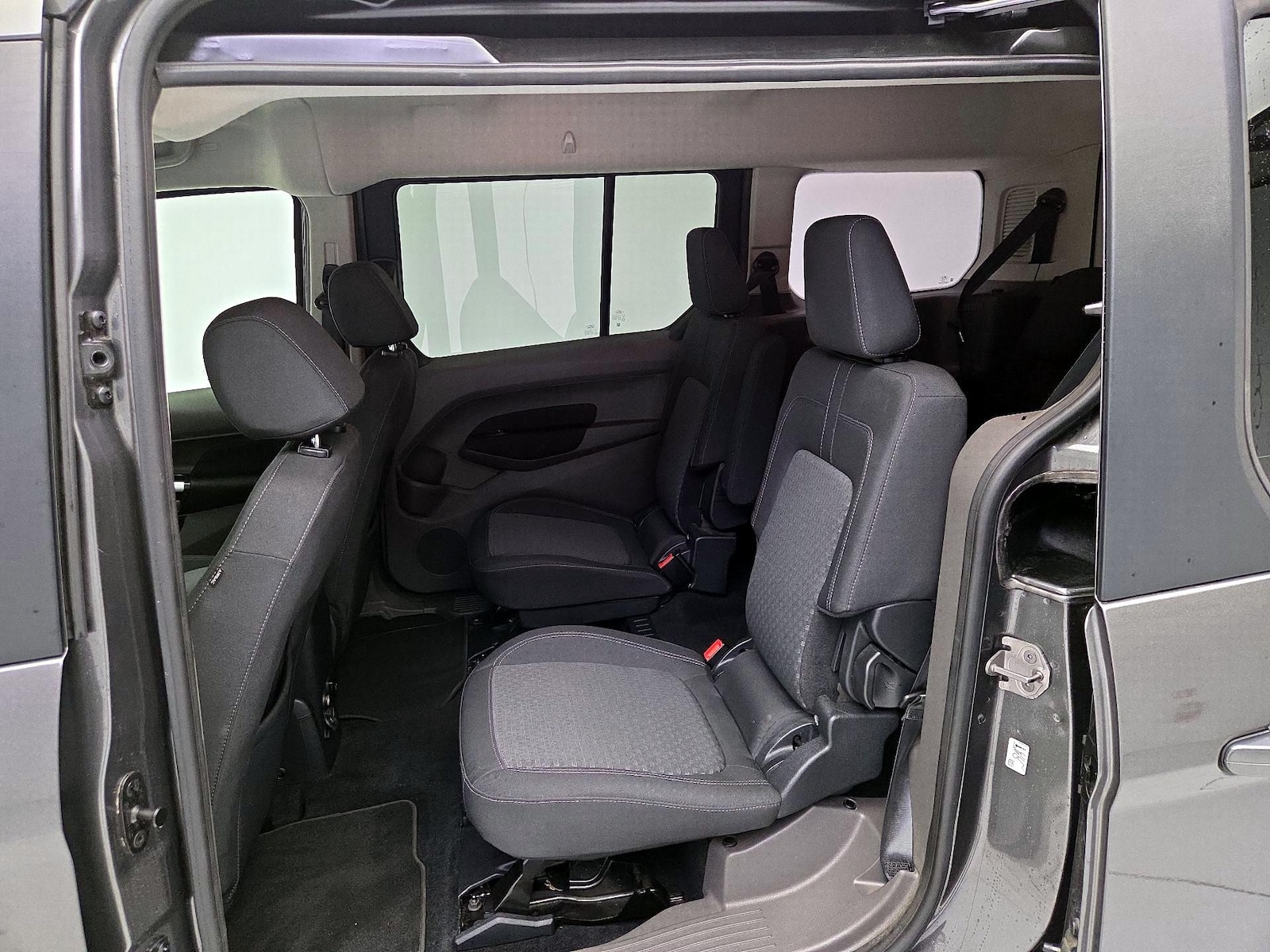 Rear Air Conditioning