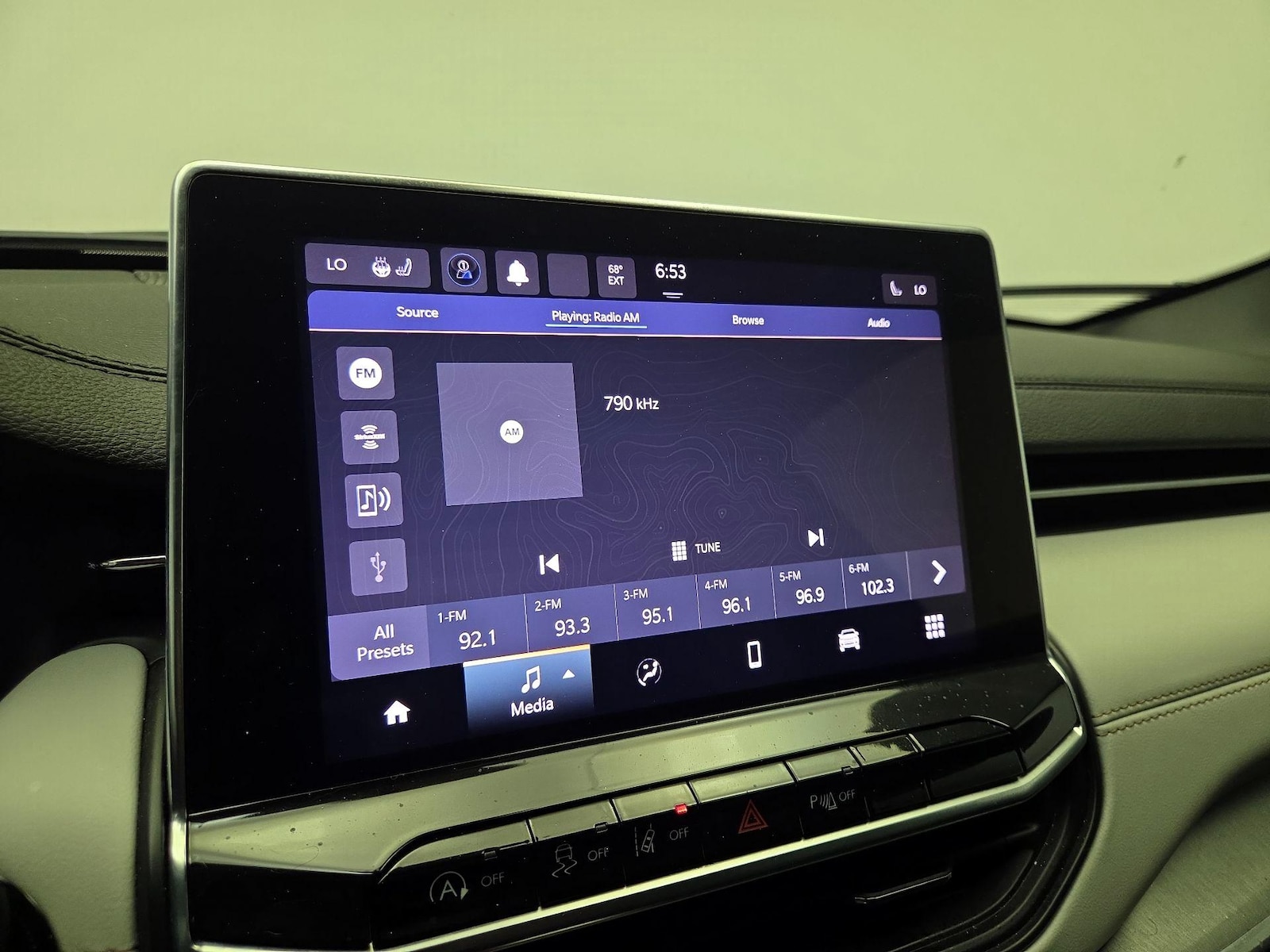 2023 Jeep Compass Limited - Photo 16