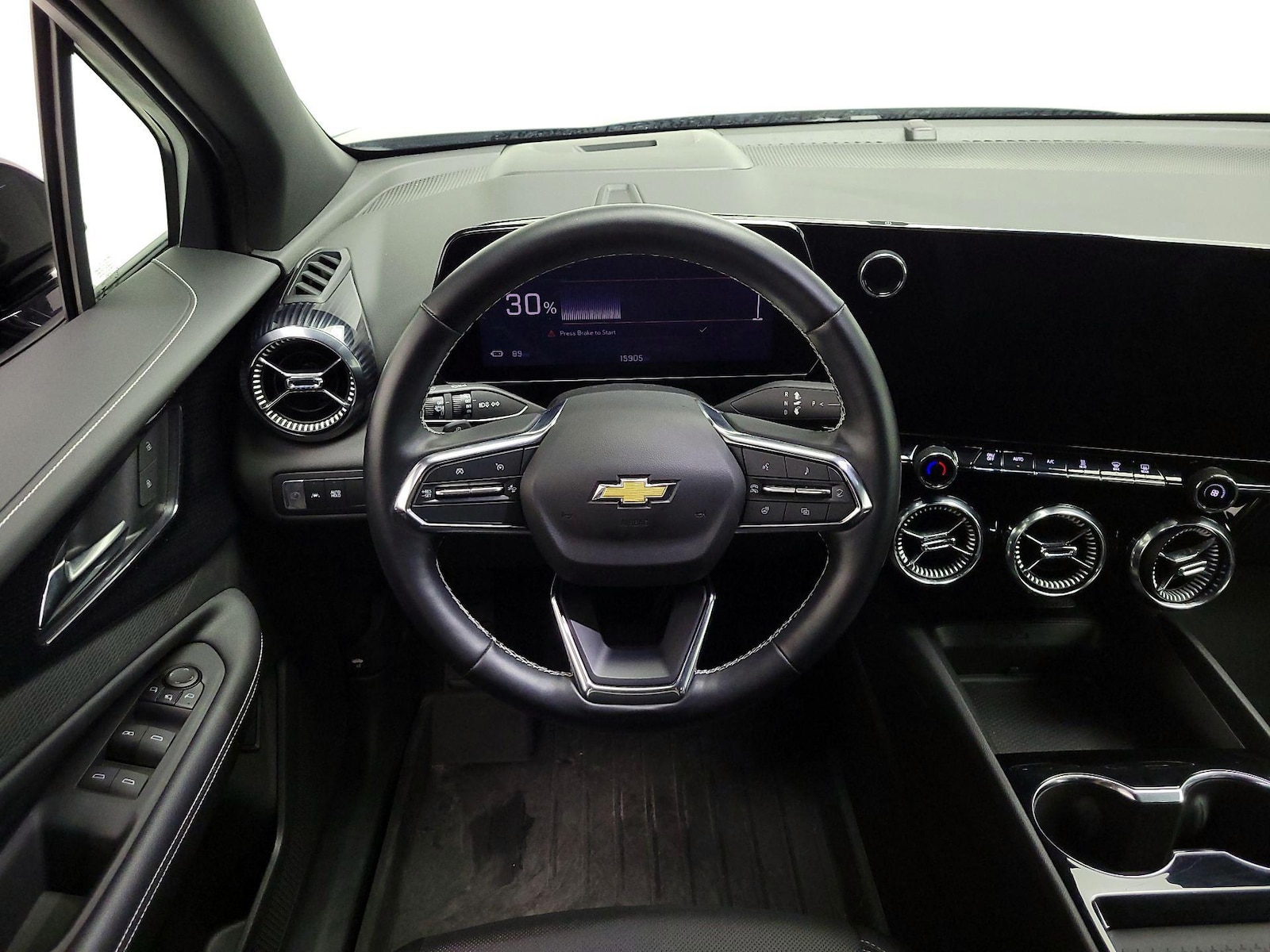 2024 Chevrolet Blazer EV LT - Photo 11