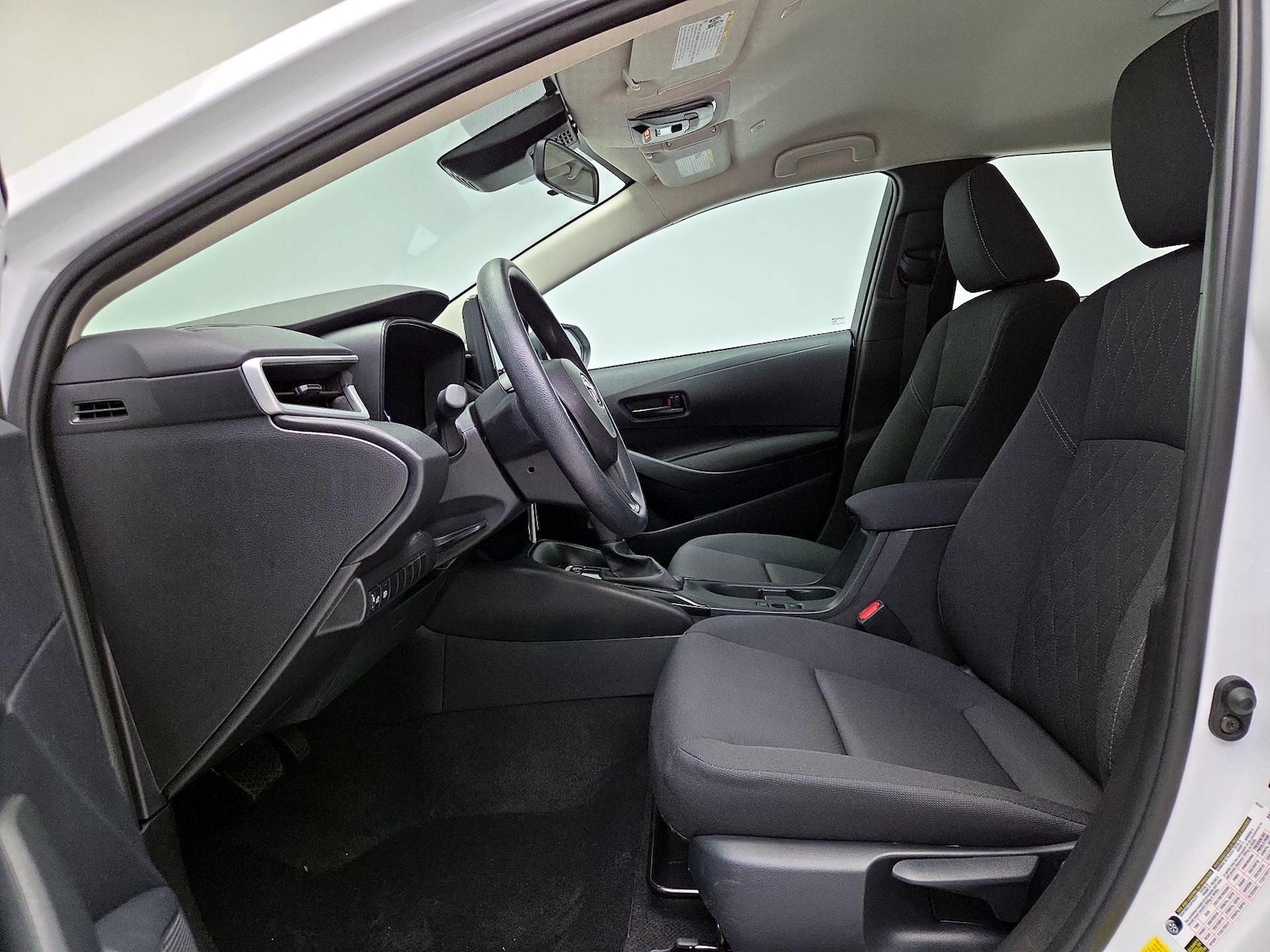 2026 Toyota Corolla LE - Photo 12