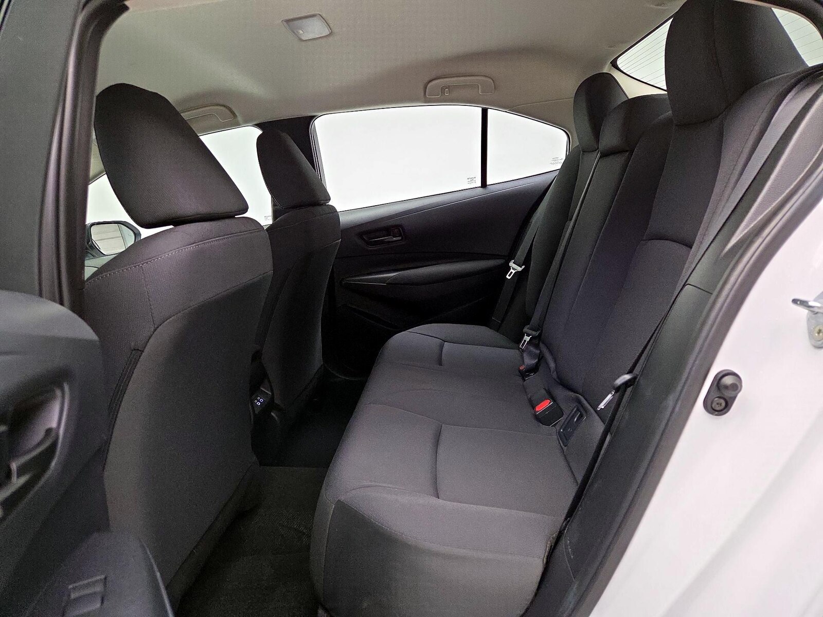 2026 Toyota Corolla LE - Photo 20
