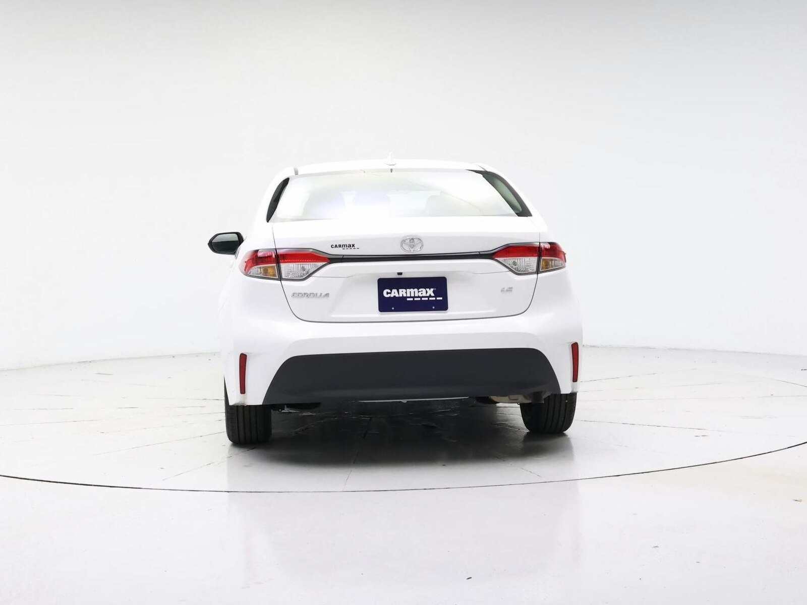 2026 Toyota Corolla LE - Photo 7