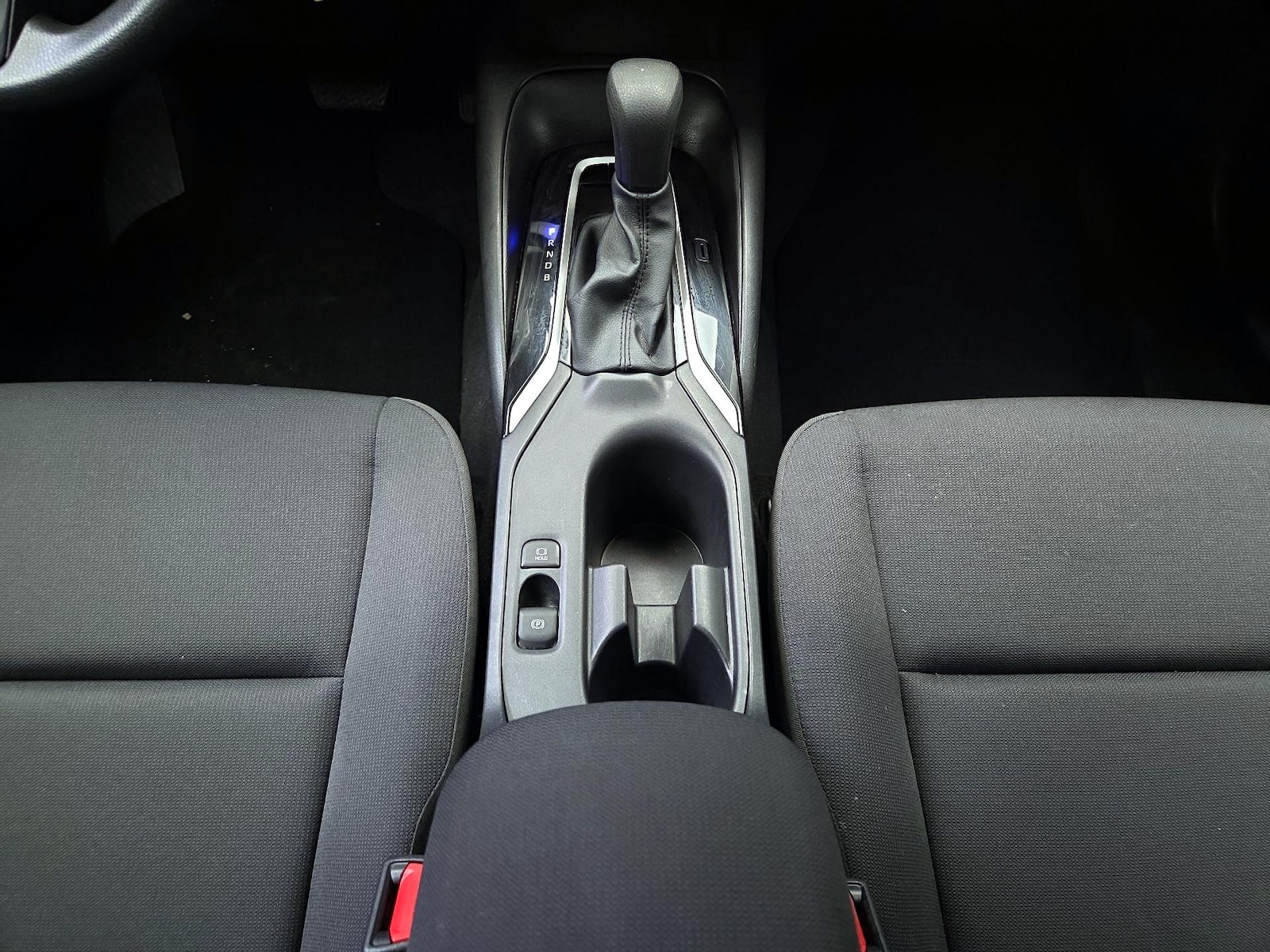 2026 Toyota Corolla LE - Photo 18