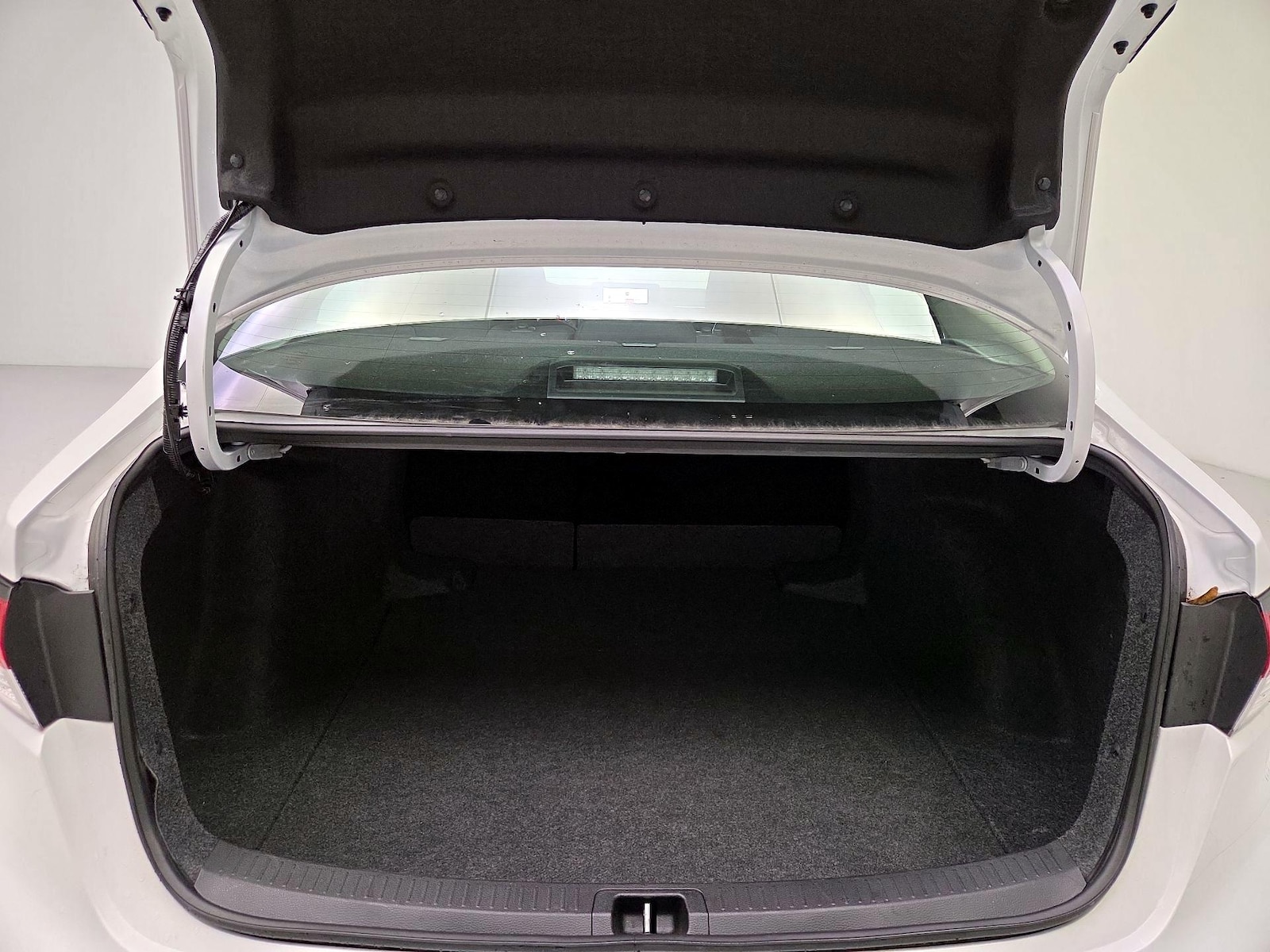 2026 Toyota Corolla LE - Photo 21