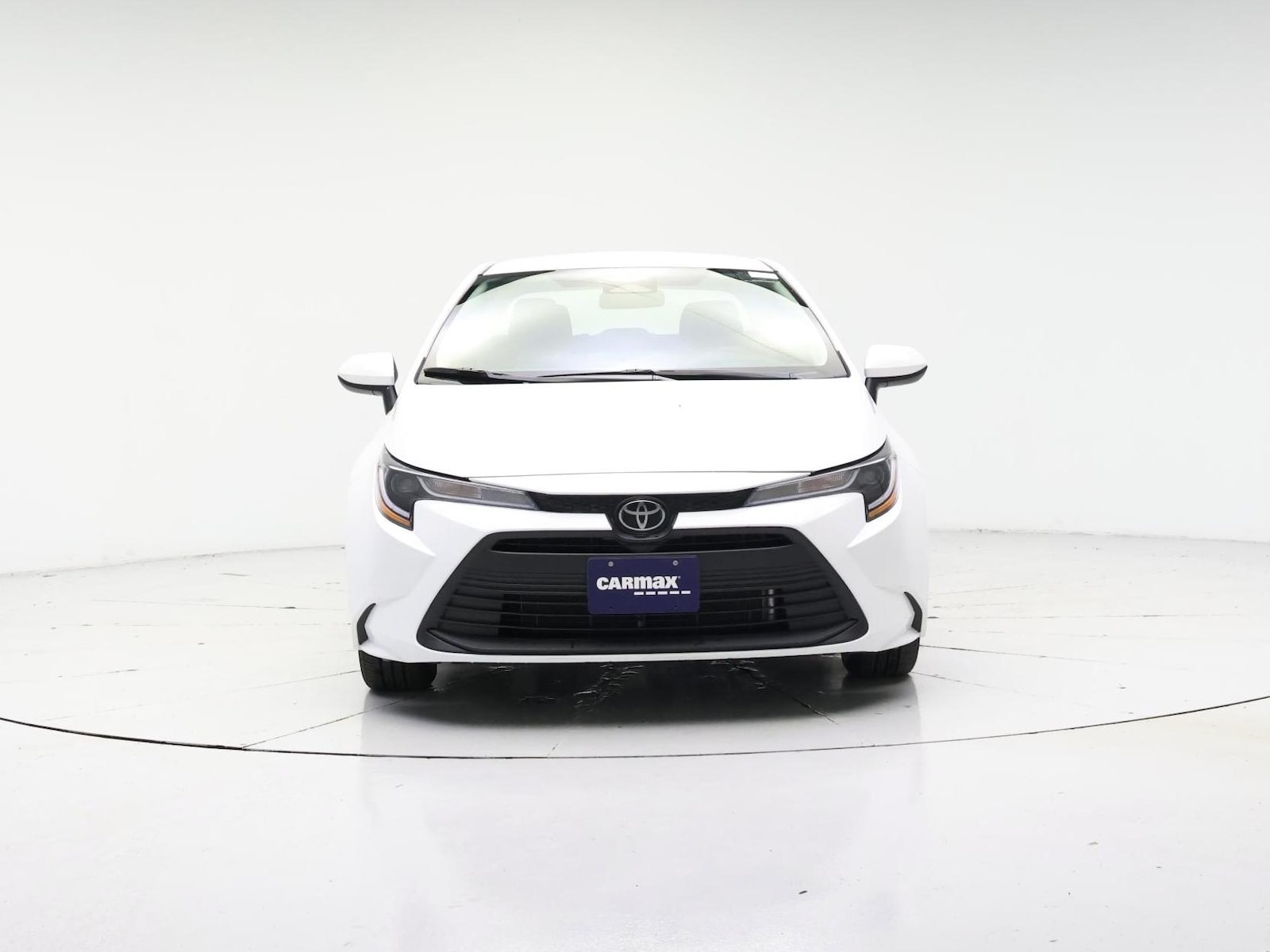 2026 Toyota Corolla LE - Photo 6