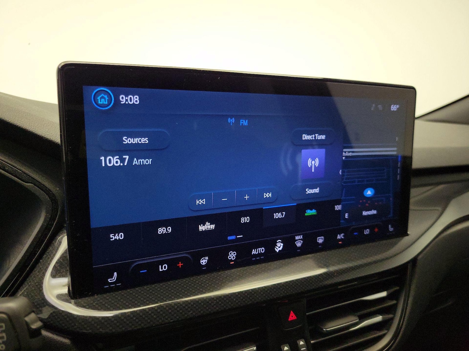 2023 Ford Escape ST-Line Select - Photo 17