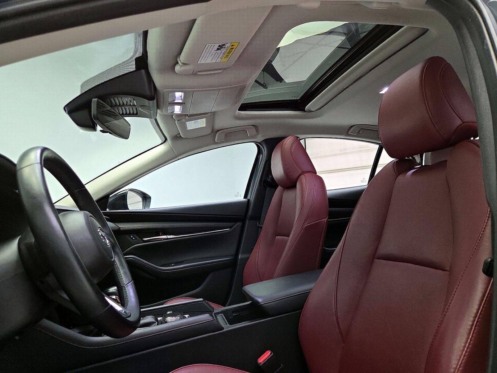 Sunroof(s) & Overhead Airbags