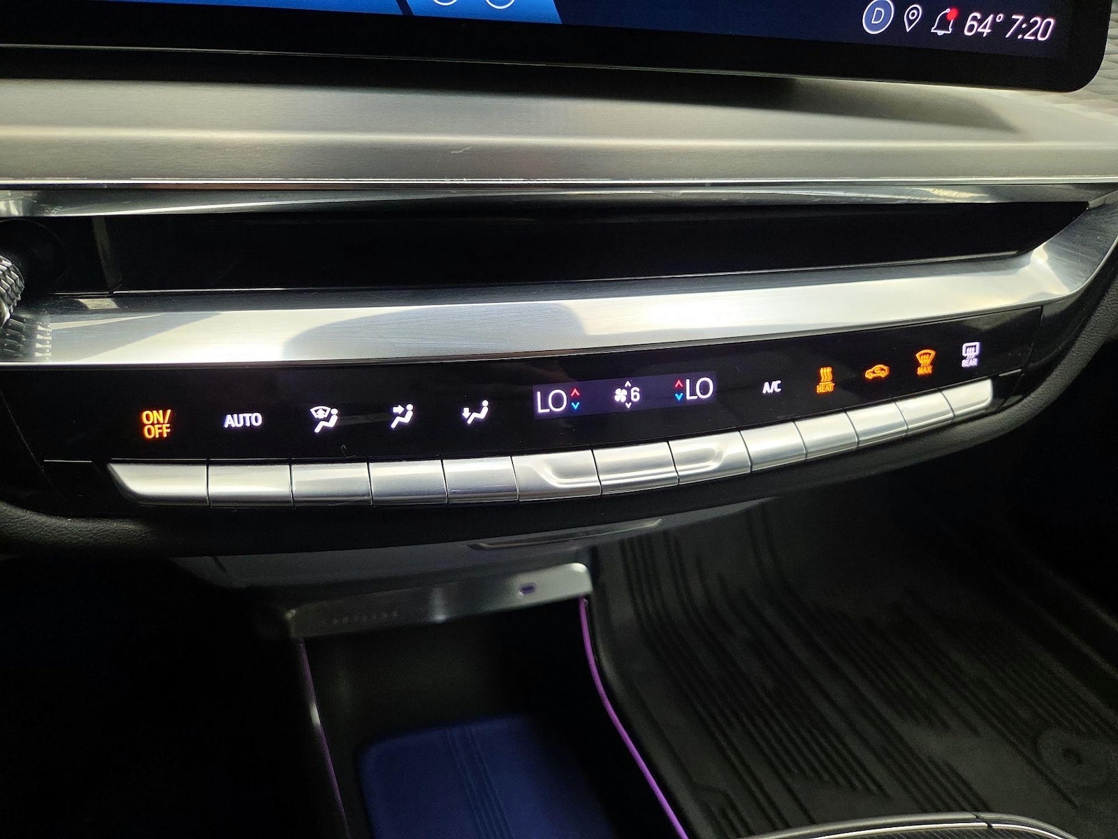2024 Cadillac LYRIQ Sport 1 - Photo 16