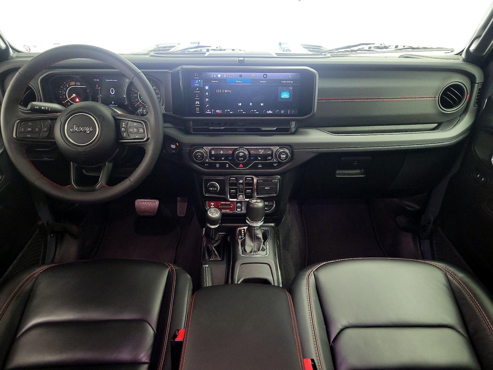 Apple CarPlay® & Android Auto™