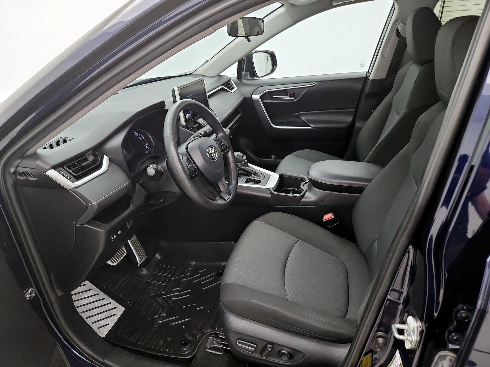 Power Seat(s) & Side Airbags