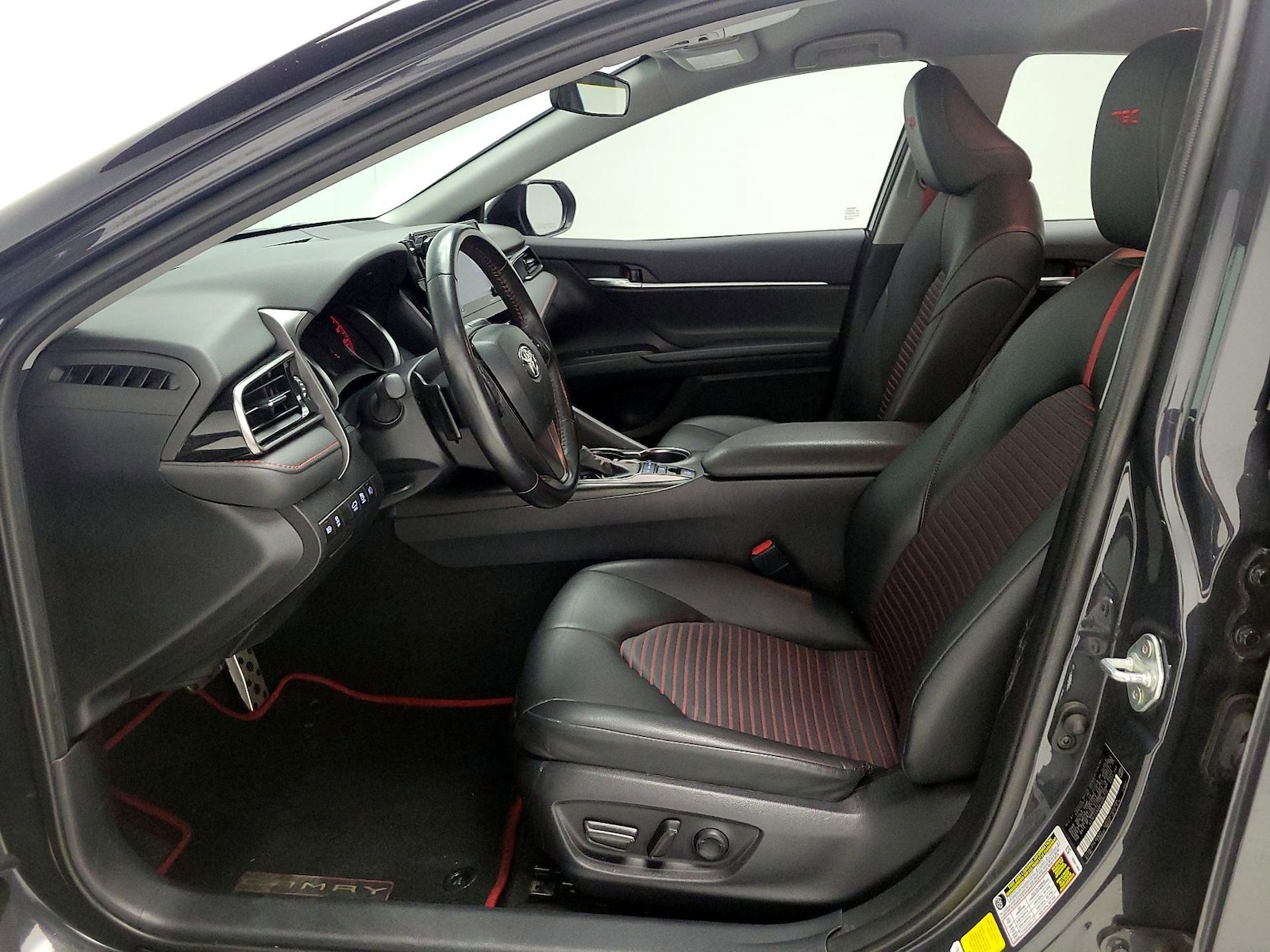 Power Seat(s) & Side Airbags