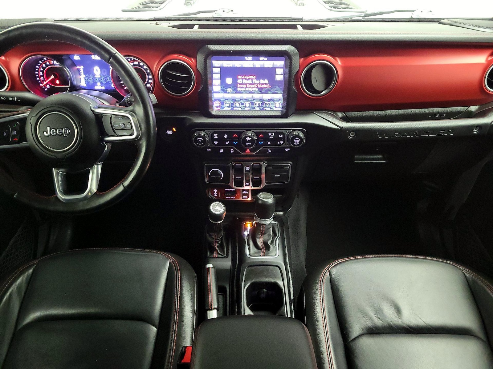 Apple CarPlay® & Android Auto™