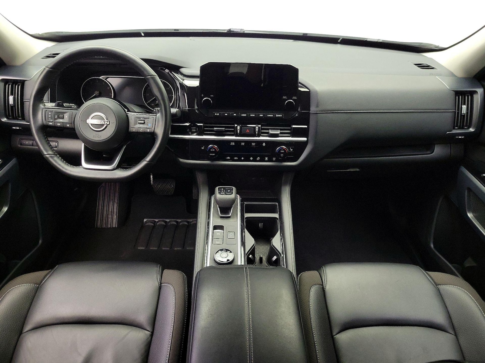 2025 Nissan Pathfinder SL - Photo 10