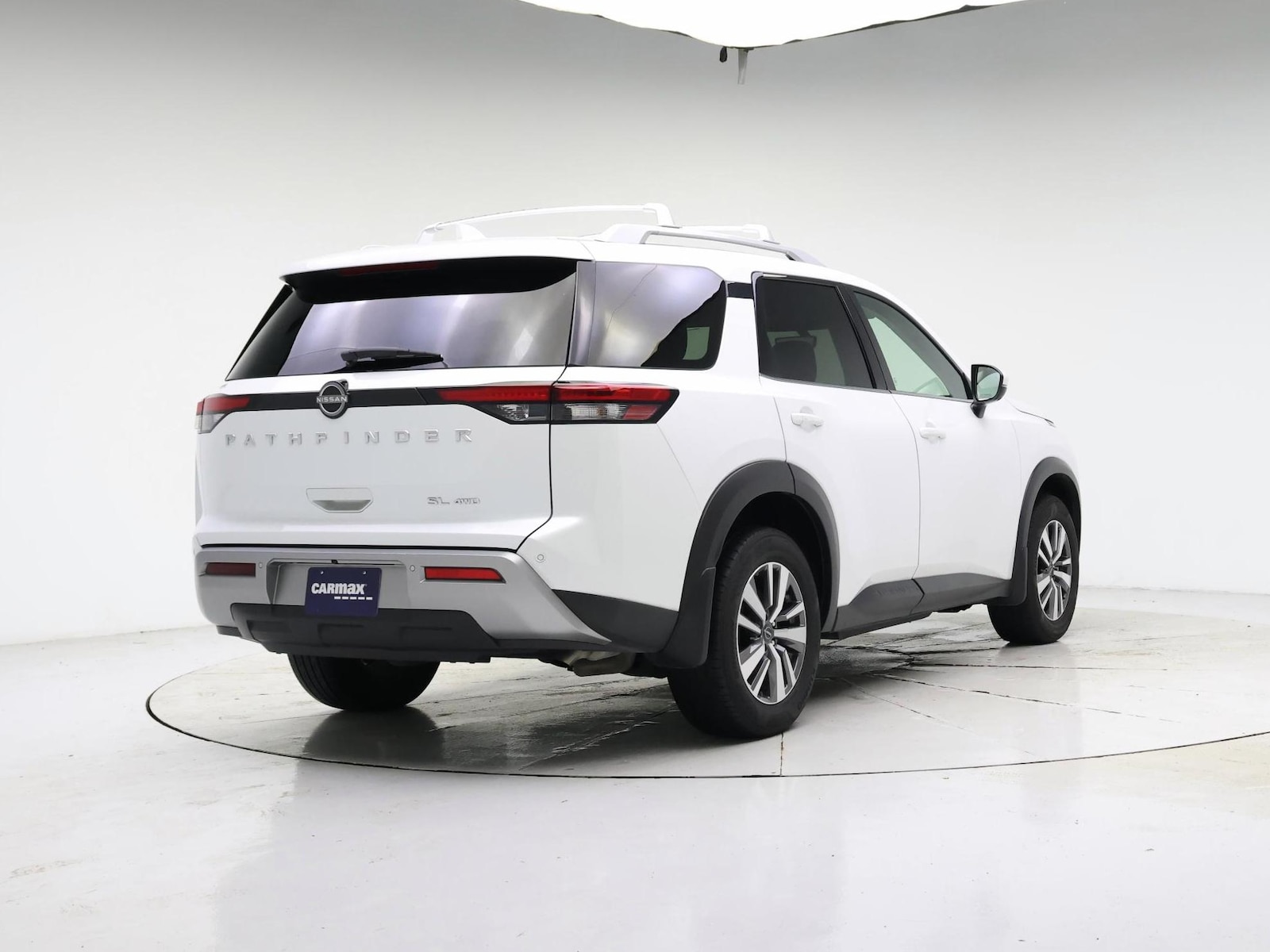 2025 Nissan Pathfinder SL - Photo 9
