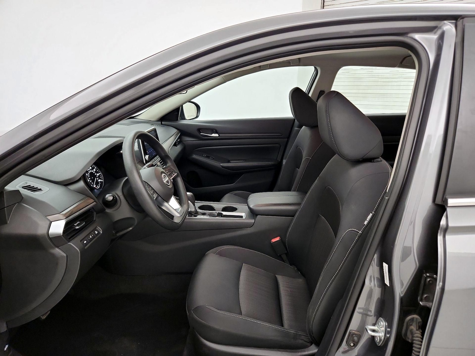 Power Seat(s) & Side Airbags