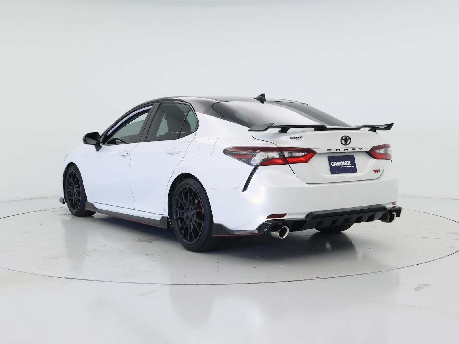 2023 Toyota Camry TRD - Photo 3