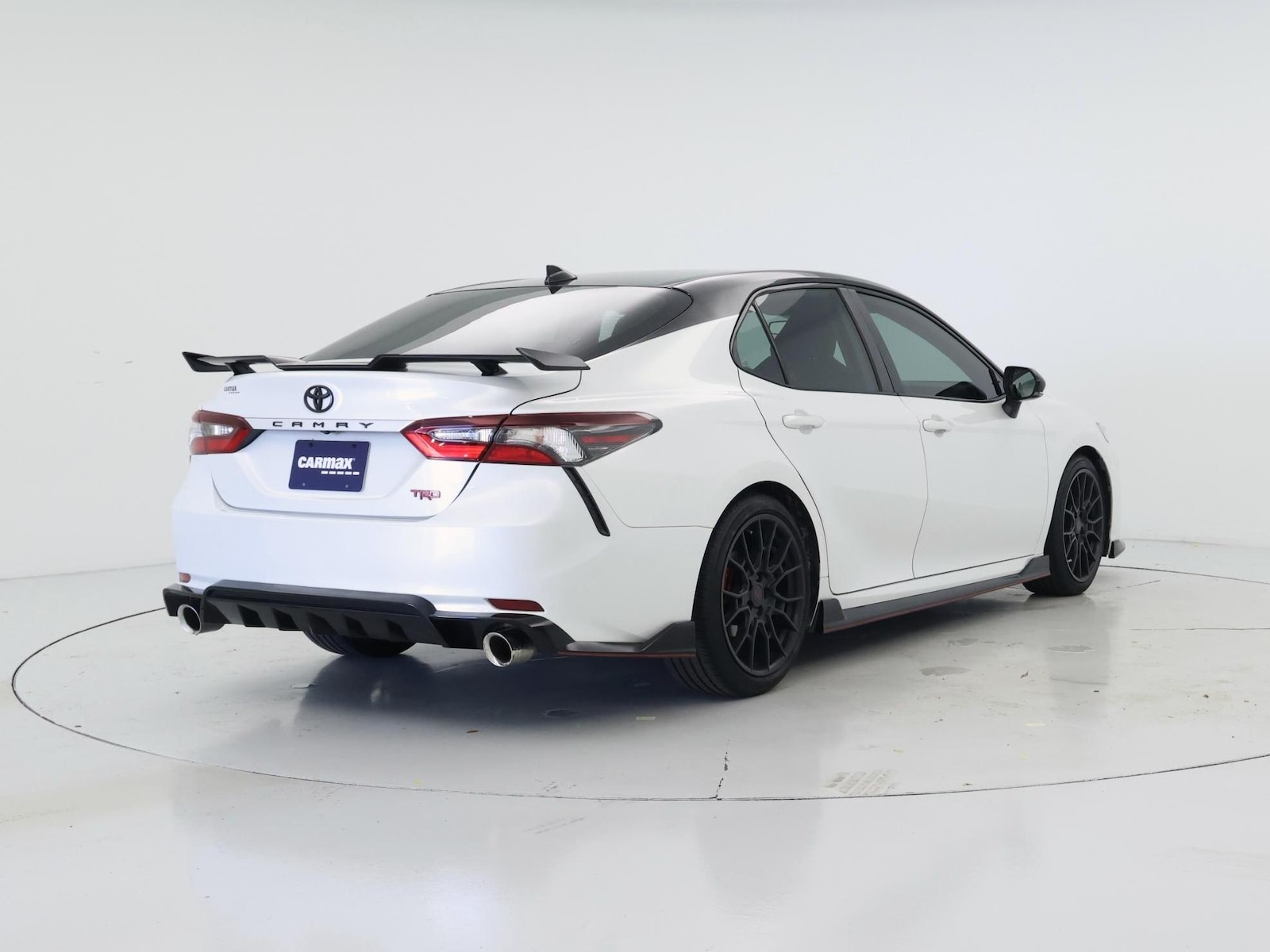 2023 Toyota Camry TRD - Photo 9