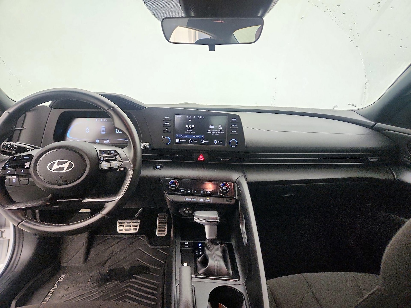 Apple CarPlay® & Android Auto™